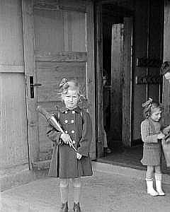 1950_einschulung schulbaracke_n_03